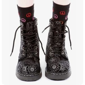 TUK Anarchic Black Doily Print 7 Eye Lace Up Combat Style Boots Size 6